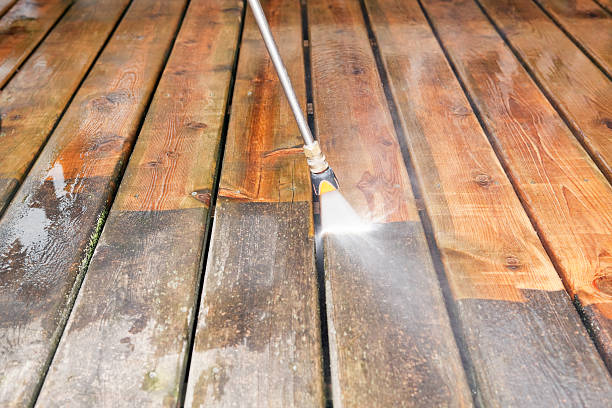 Best Deck Cleaning Services  in Thorndale, TX
