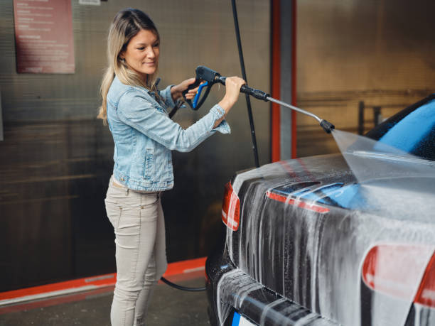 Best Concrete Pressure Washing  in Thorndale, TX
